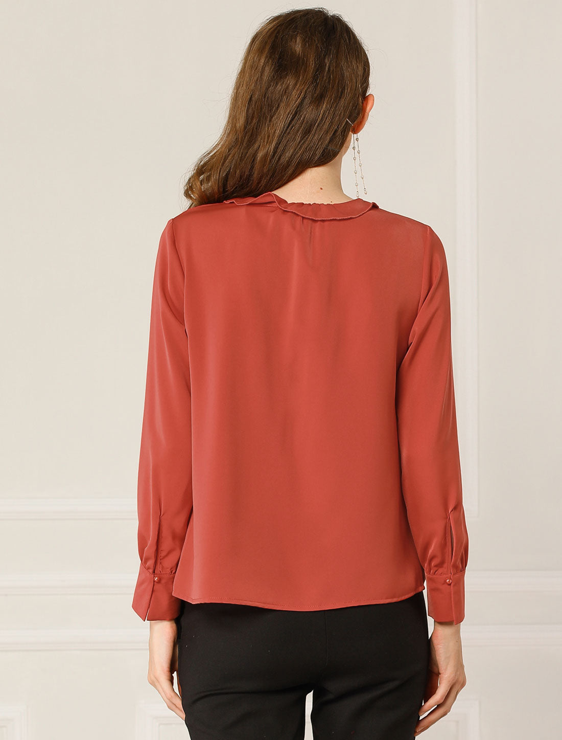 Blusa informal de manga larga con volantes y botones para mujer