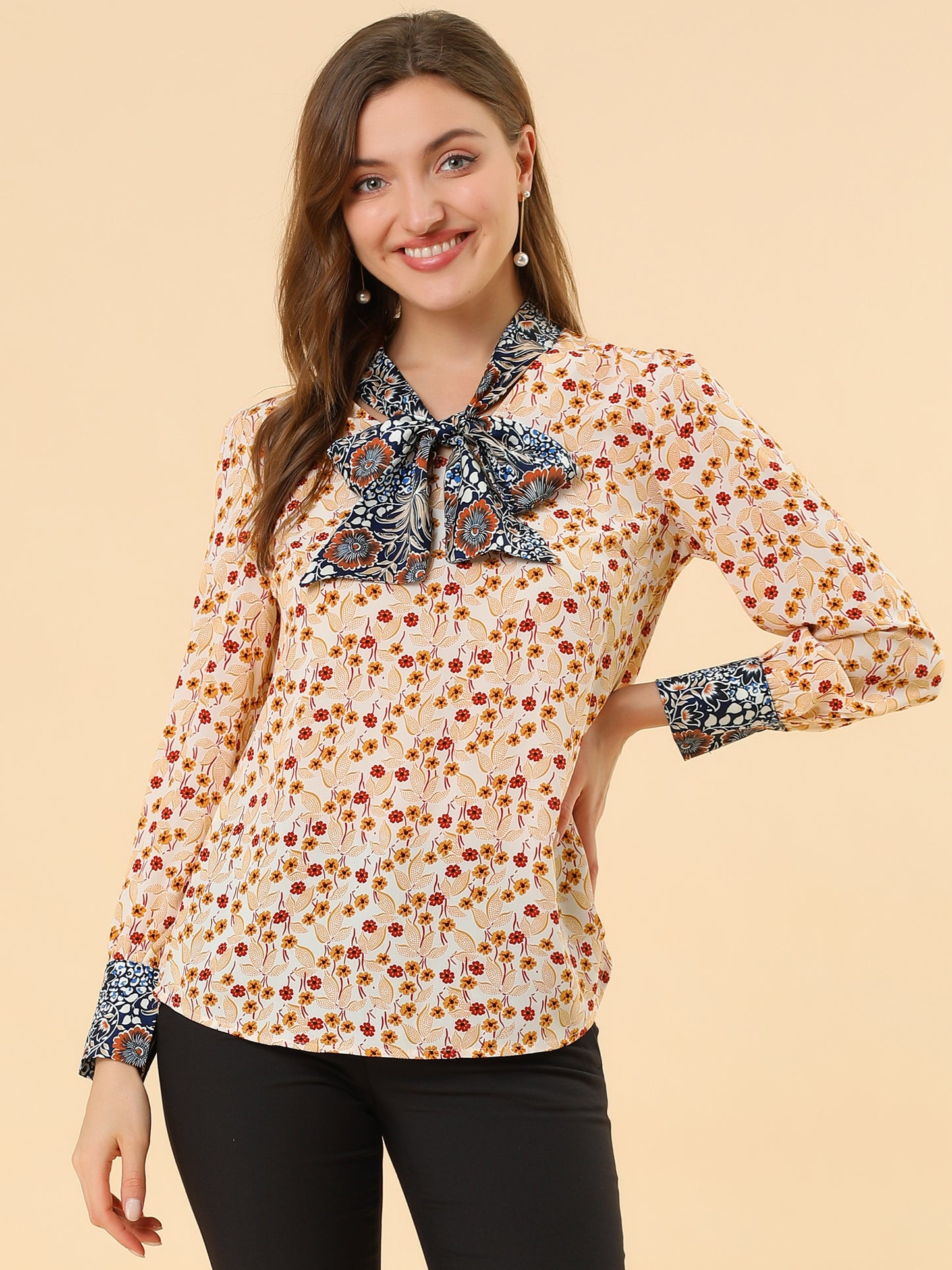 Blusa floral de manga larga con lazo para mujer