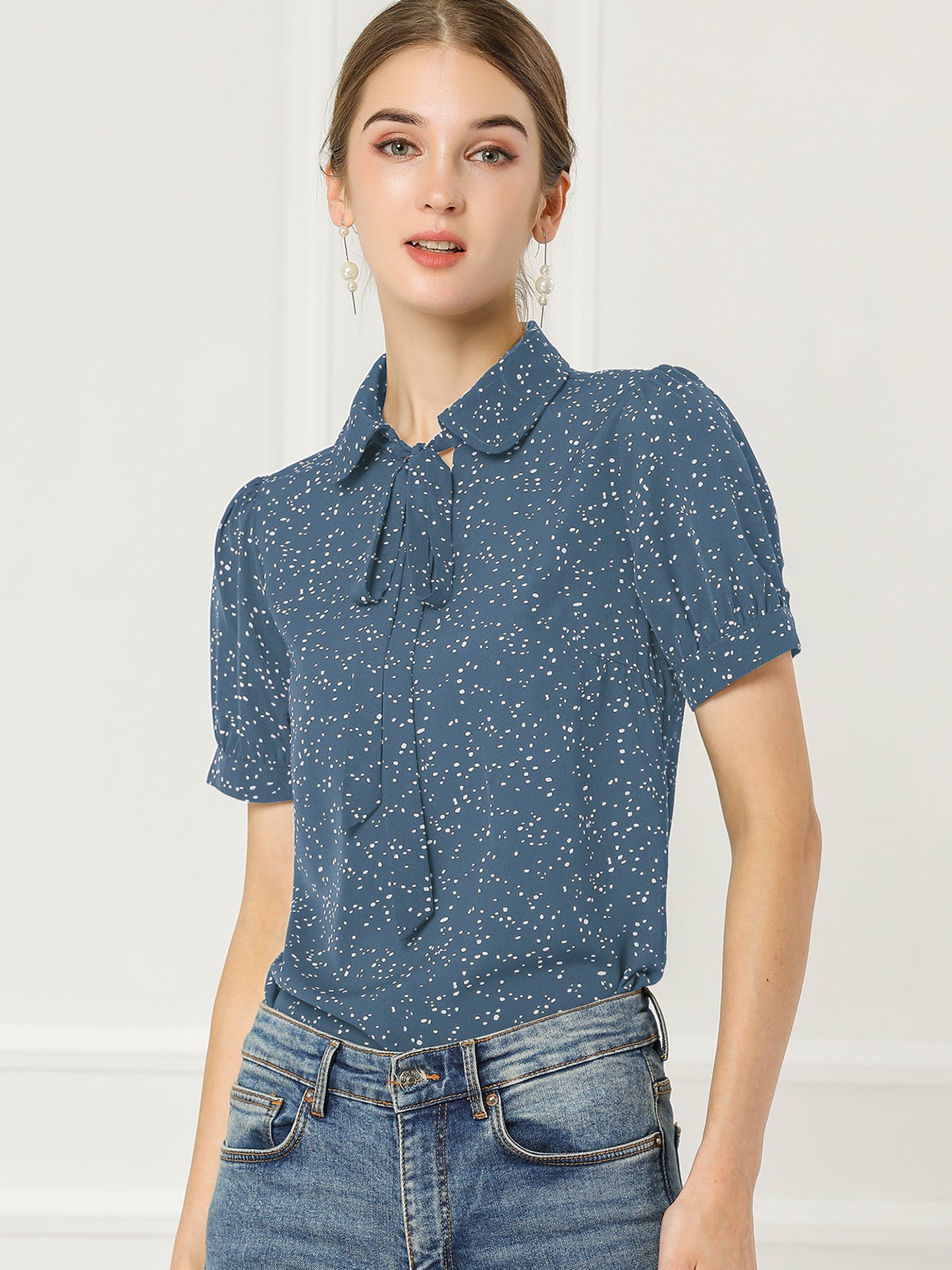 Blusa de gasa con cuello Peter Pan y pajarita estampada retro para mujer
