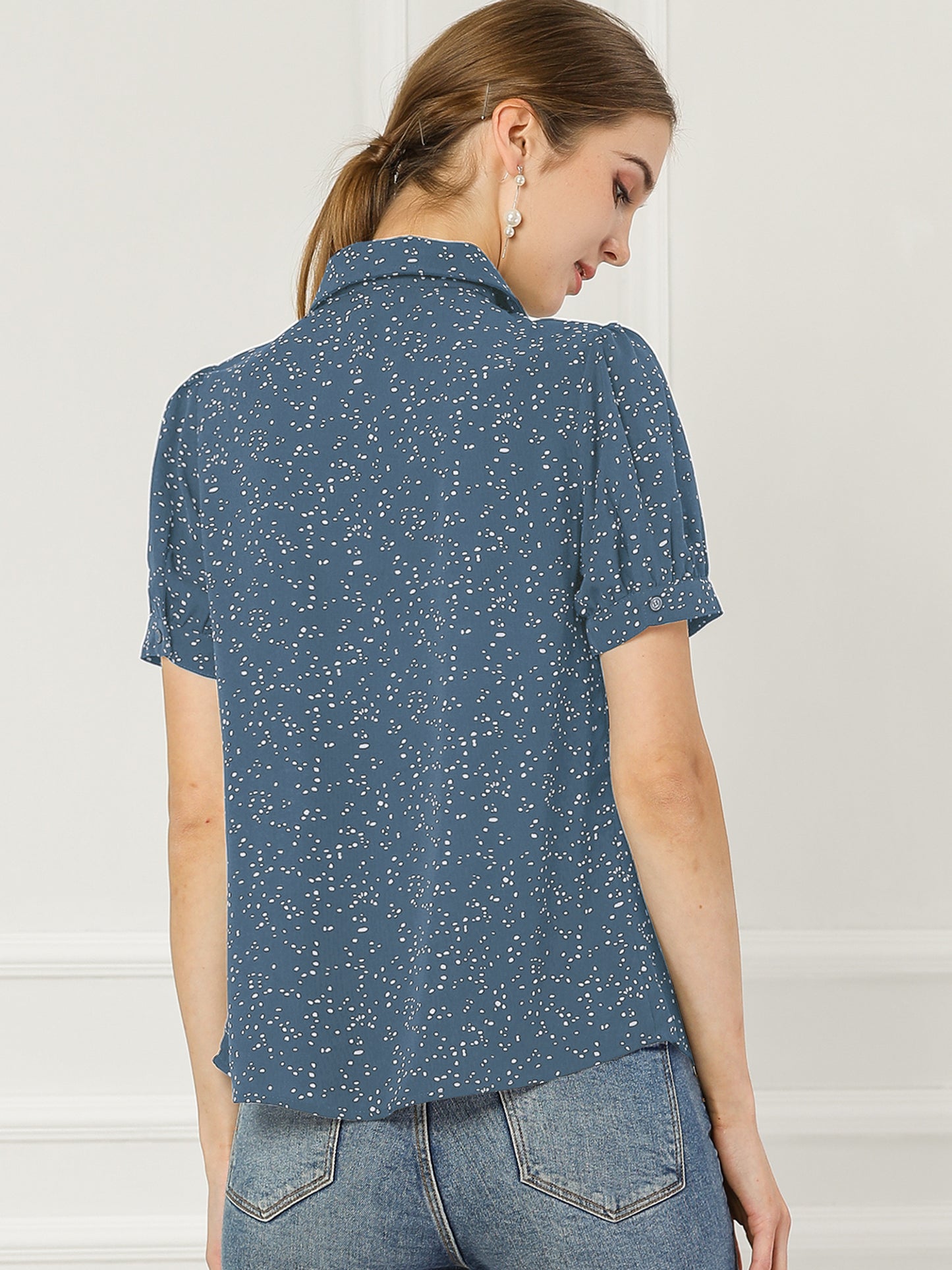 Blusa de gasa con cuello Peter Pan y pajarita estampada retro para mujer
