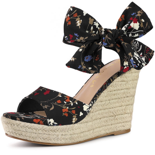 Sandalias de cuña con tira trasera y estampado floral para mujer