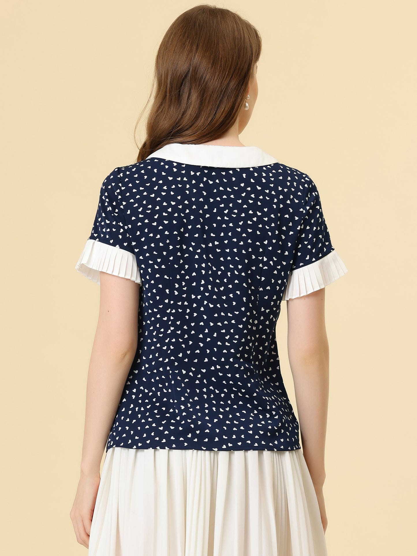Blusa de manga corta con lunares y cuello de muñeca en contraste para mujer