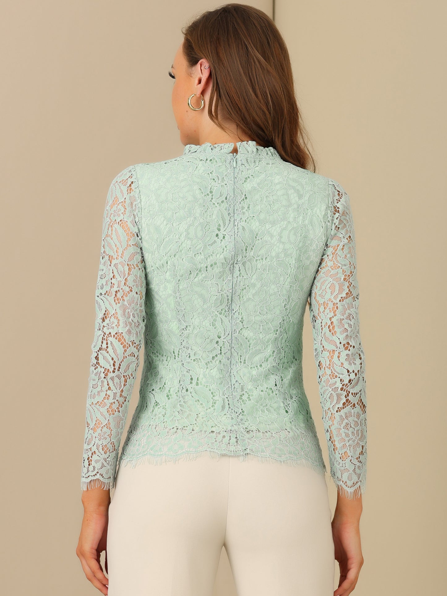 Blusa elegante de manga larga con encaje y peplum para mujer