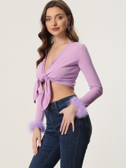 Cárdigan corto elegante de manga larga con cuello en V y puños de plumas sintéticas para mujer