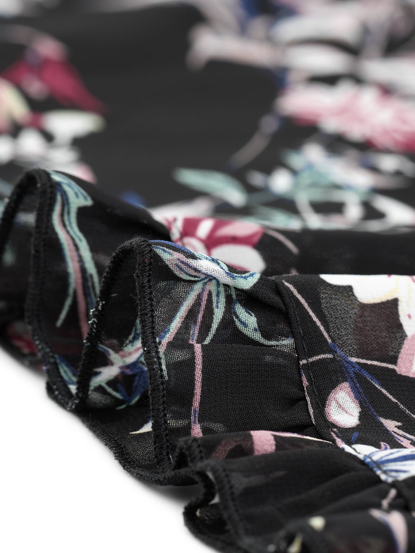 Women's Casual Ruffle 3/4 Sleeve Floral Print Chiffon Blouse (Available in Plus Size)