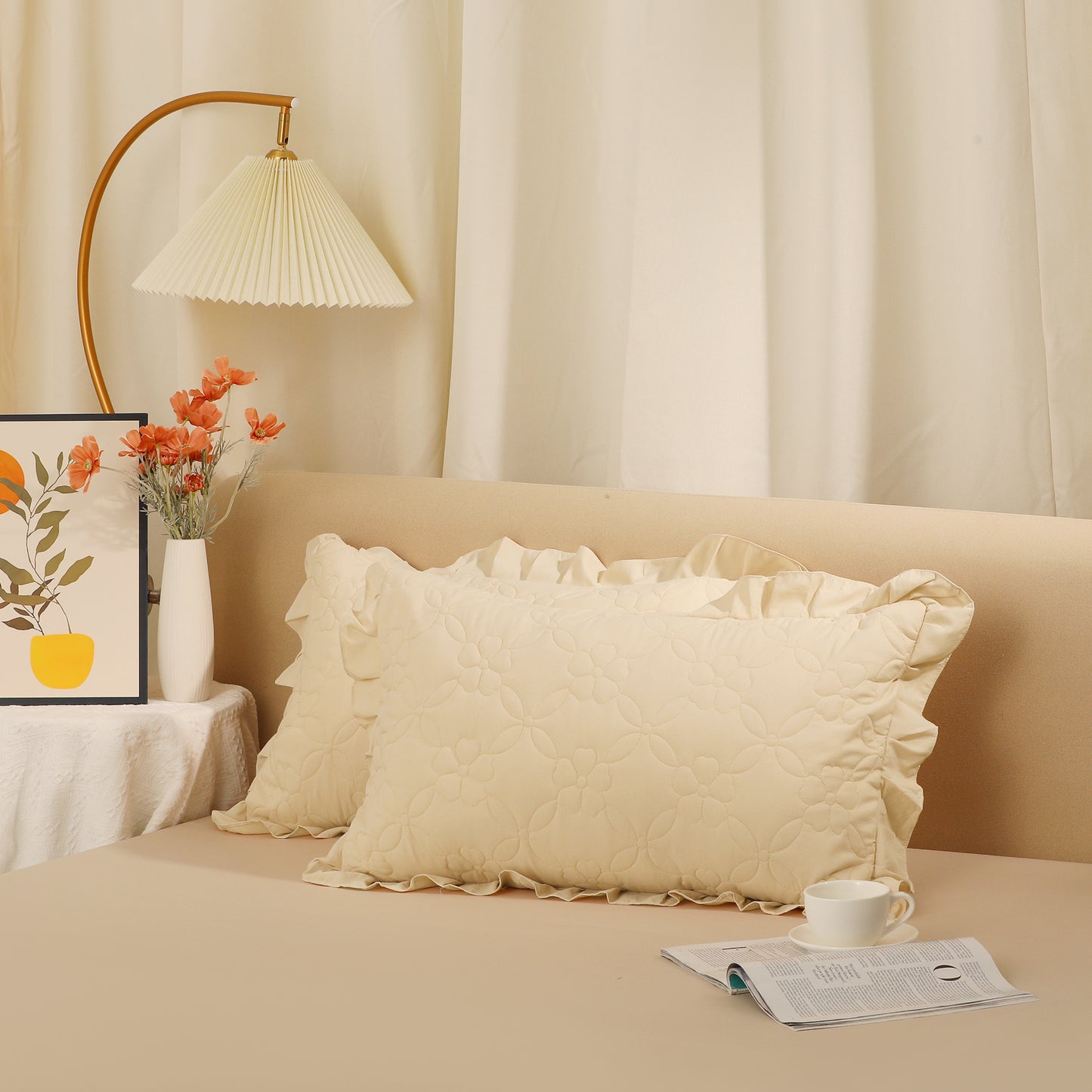 Pillowcase Single Layer Wide Ruffles Set of 2 Pillow Shams with Envelope Closure