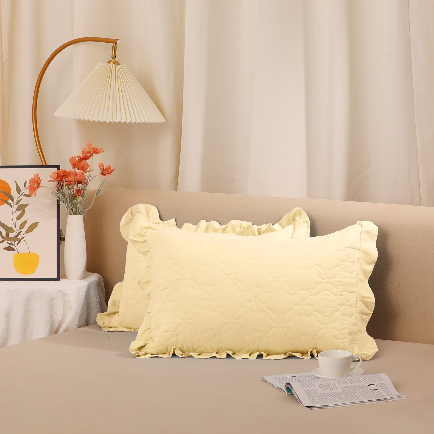 Pillowcase Single Layer Wide Ruffles Set of 2 Pillow Shams with Envelope Closure