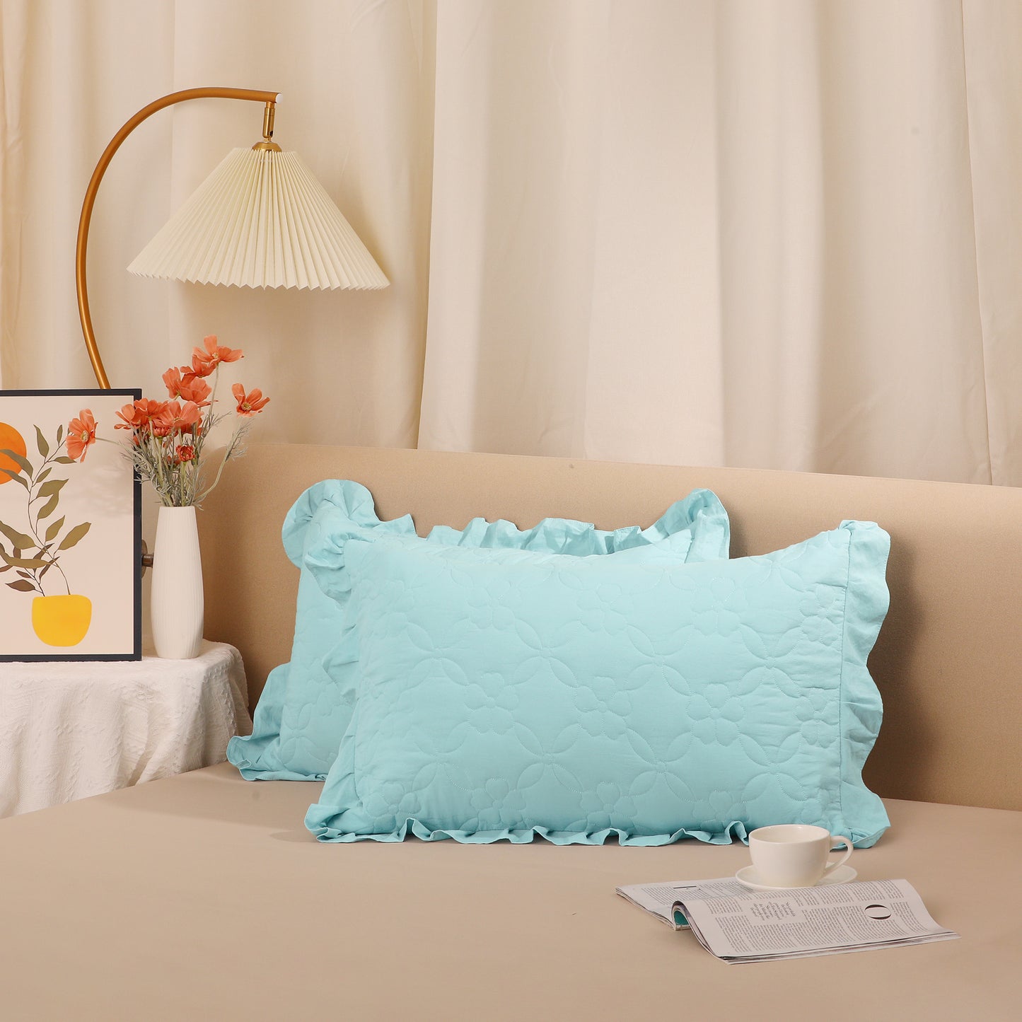 Pillowcase Single Layer Wide Ruffles Set of 2 Pillow Shams with Envelope Closure
