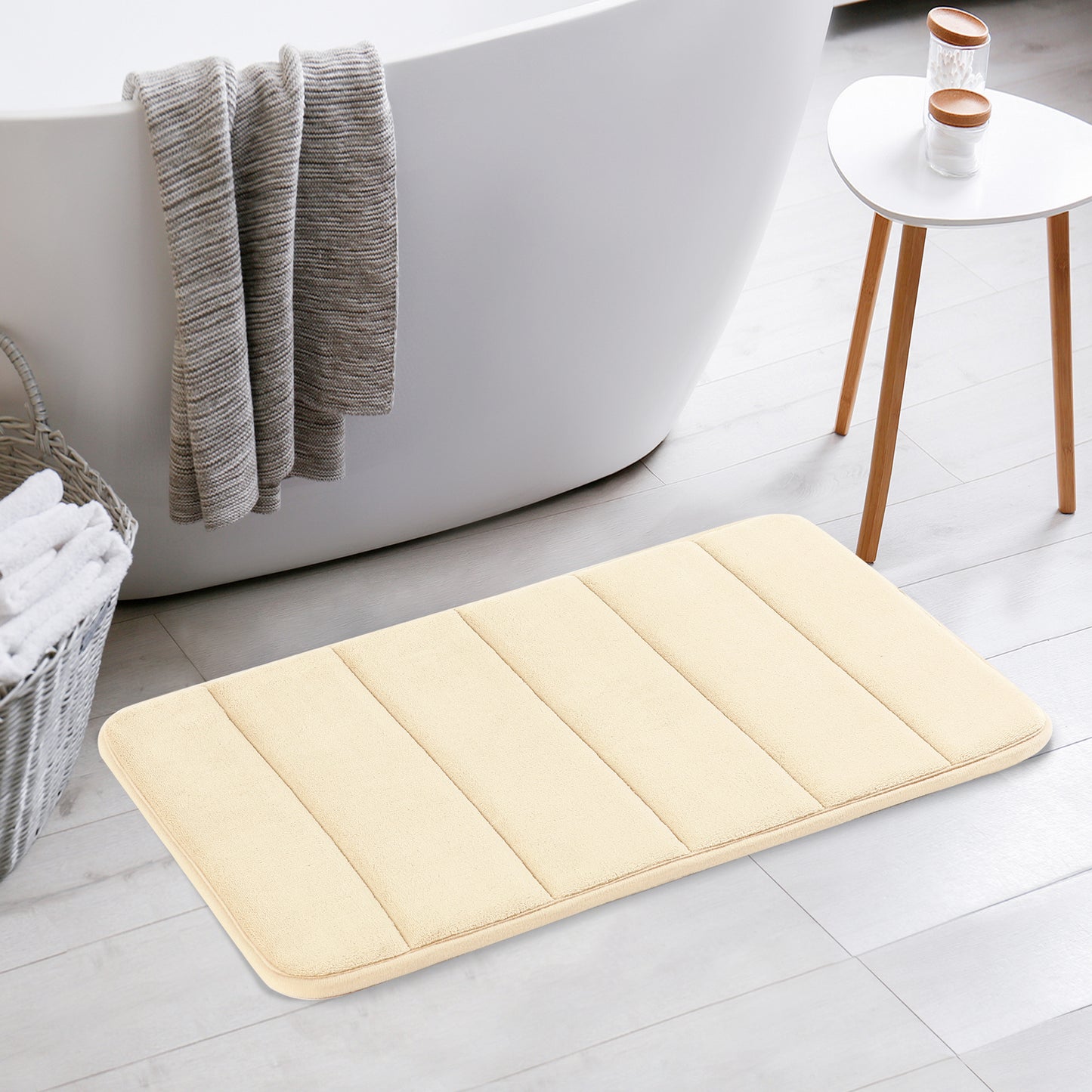 Non Slip Bathroom Rug Thick Soft Bathroom Mat Quick Dry Anti Skid Bath Mats