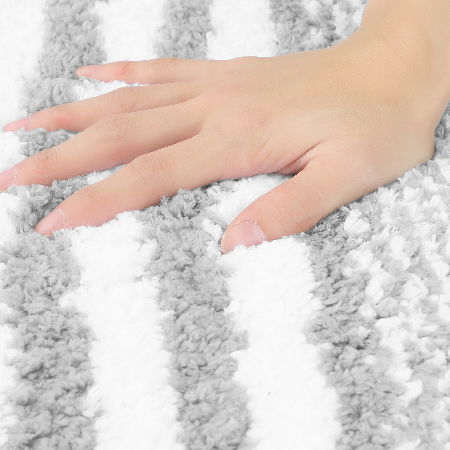 Bathroom Rug Mat, Extra Soft and Absorbent Microfiber Fluffy Striped Non Slip Bath Mats