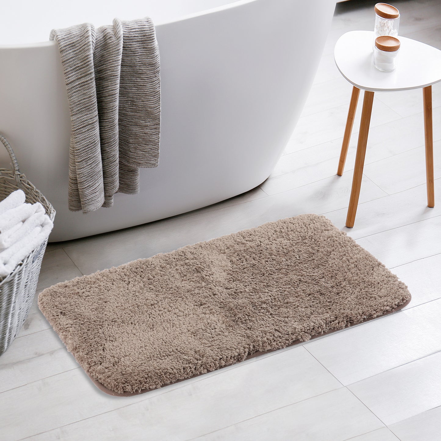Luxury Bath Mat, Furry Soft Bathroom Rug, Solid Plush Shaggy Bath Carpet