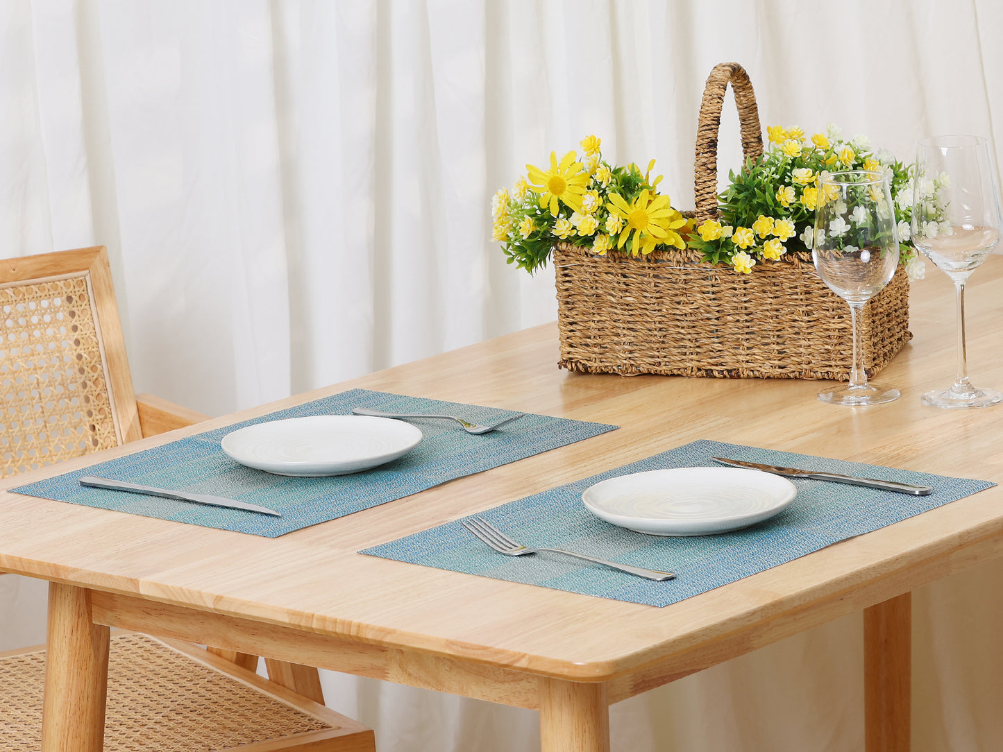 Placemats Set of 6 Washable Vinyl for Dining Table PVC Weave Table Mats 18*12in