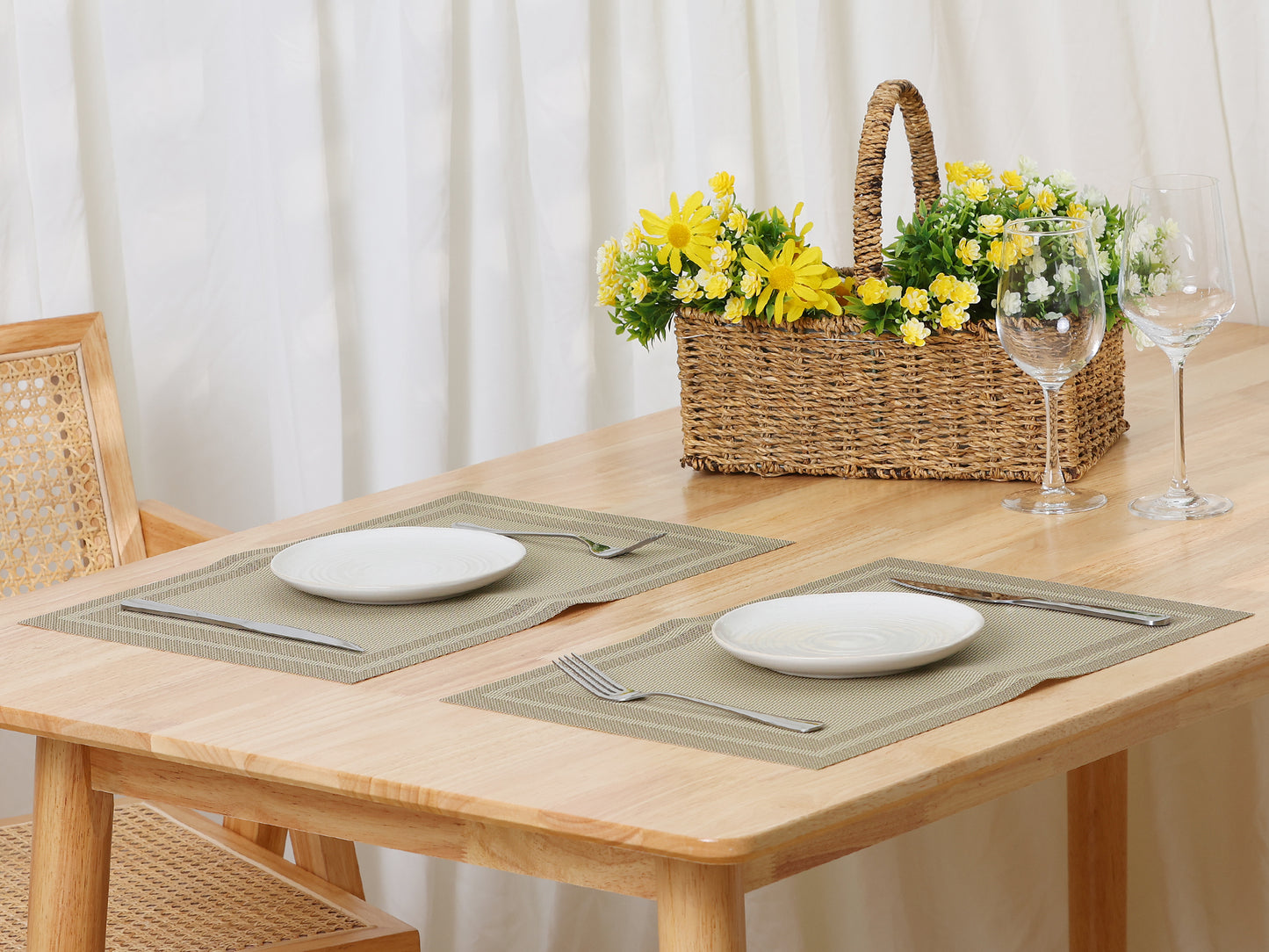Set of 6 Heat-resistant Washable Modern PVC Placemats for Kitchen Dining Room 18*12in