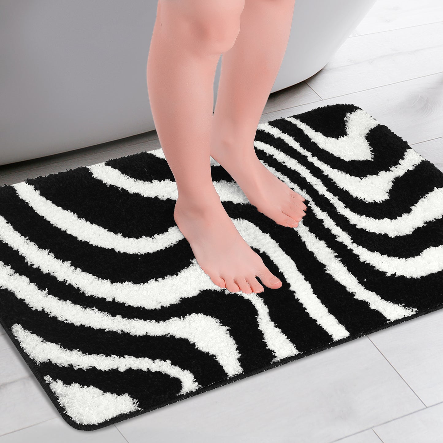 Fashion Wave Pattern Bathroom Rug Mat, Soft Absorbent Machine Wash Bath Mats