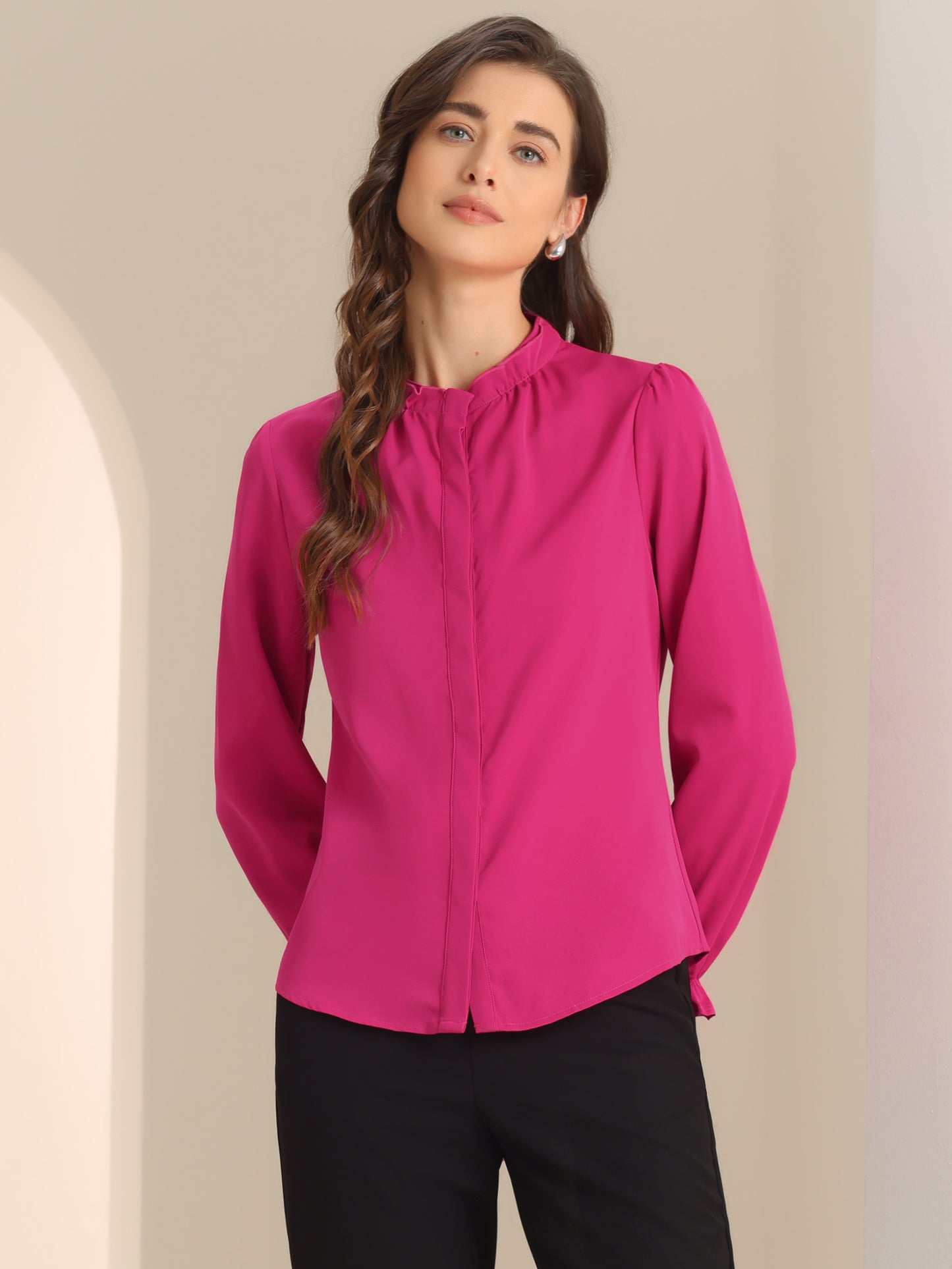 Blusa elegante de gasa con botones y manga larga con cuello con volantes para mujer