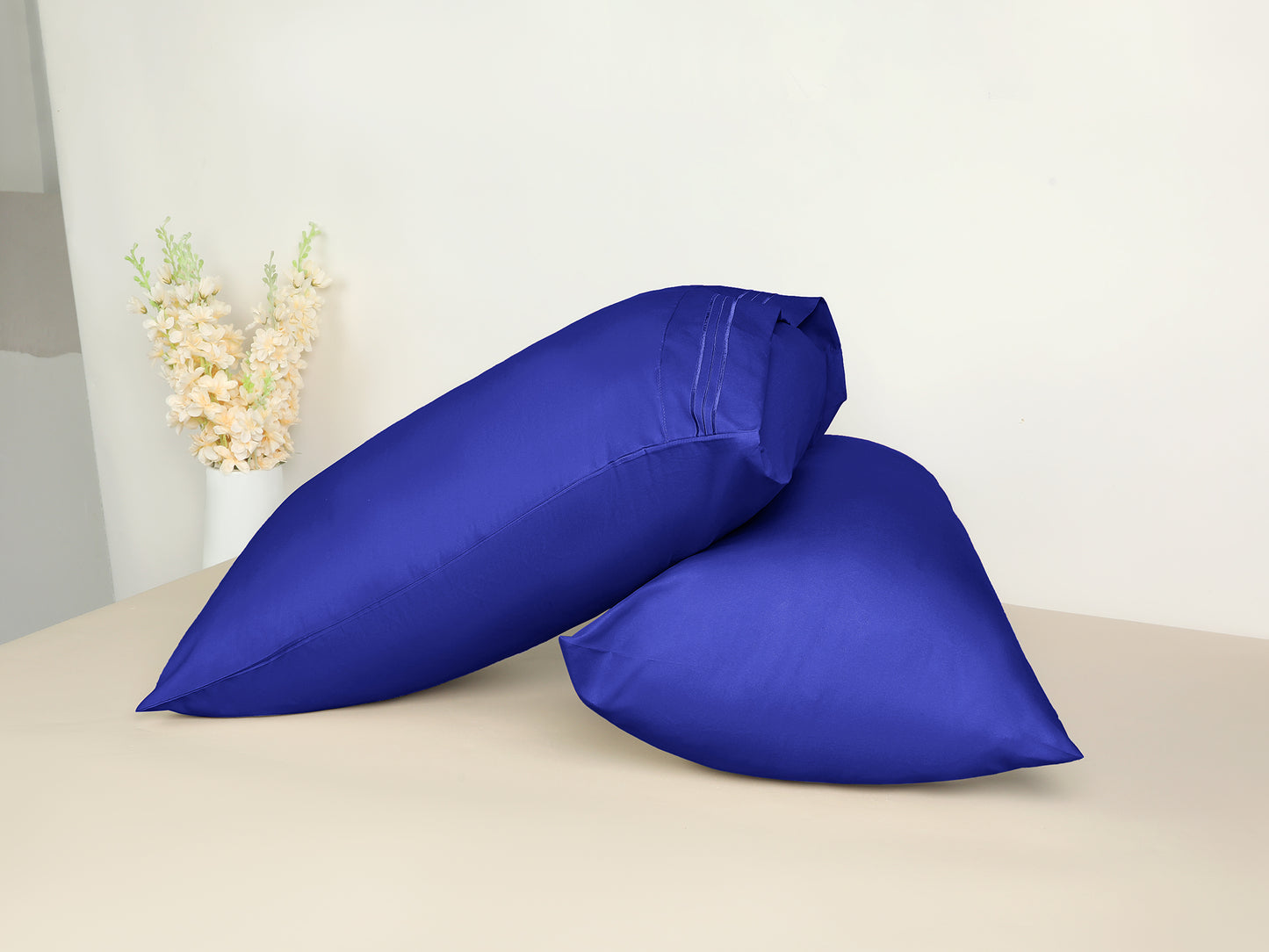 Polyester Pillow Cases Set of 2 for Hair and Skin, Cooling Pillow Covers with Envelope Closure