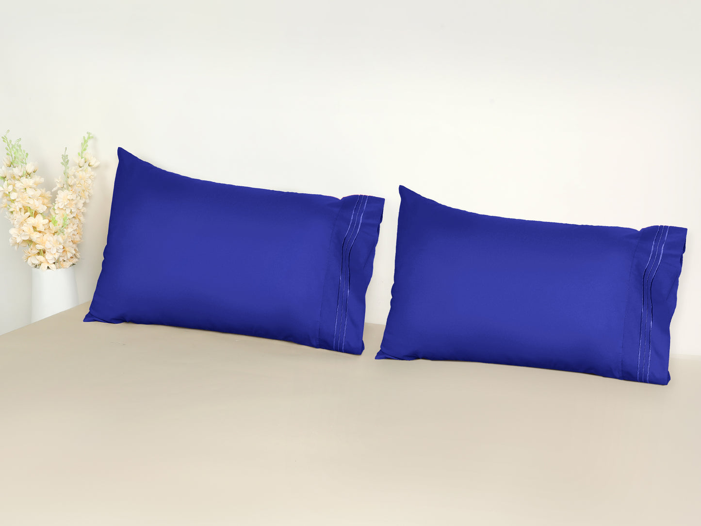 Polyester Pillow Cases Set of 2 for Hair and Skin, Cooling Pillow Covers with Envelope Closure