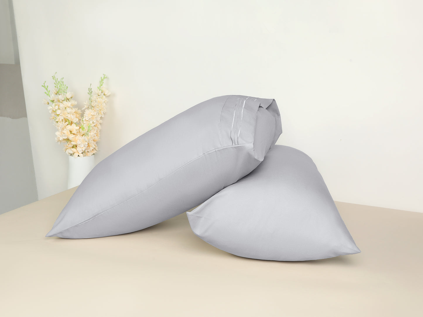 Polyester Pillow Cases Set of 2 for Hair and Skin, Cooling Pillow Covers with Envelope Closure