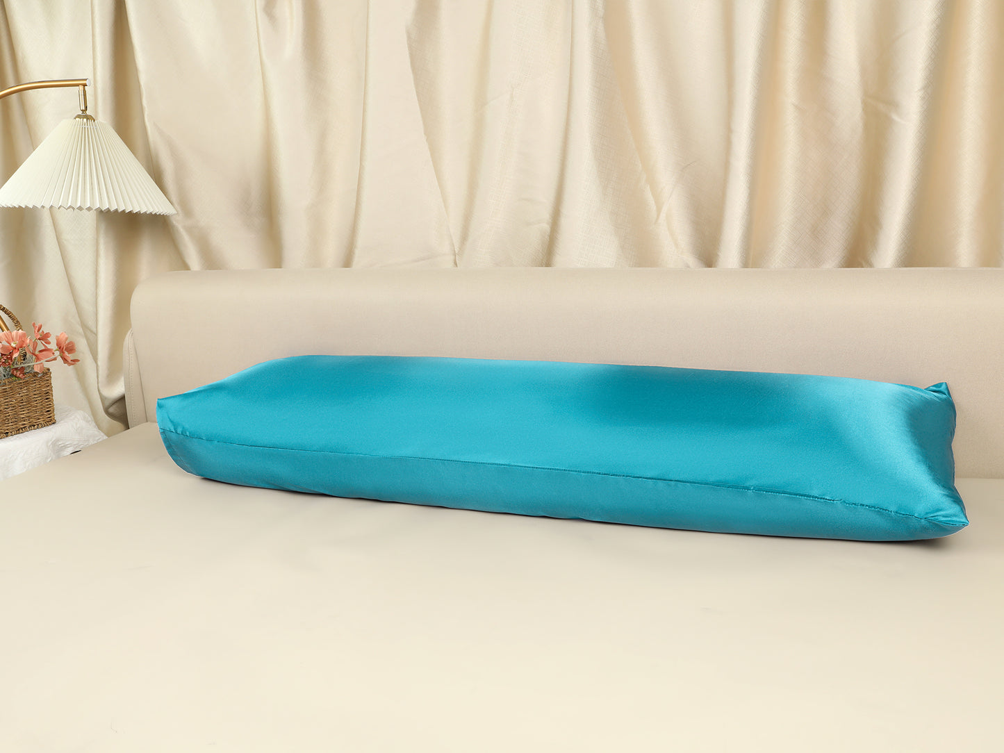 Satin Pillow Cases with 1 Pcs for Hair and Skin Breathable, Covers with Envelope Closure