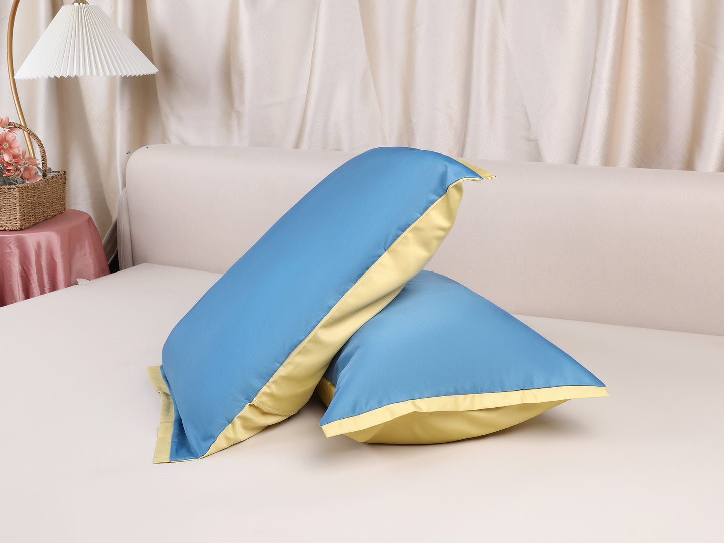 Pillow Cases Set of 2, Soft Satin Polyester Cooling Pillow Covers with Envelope Closure