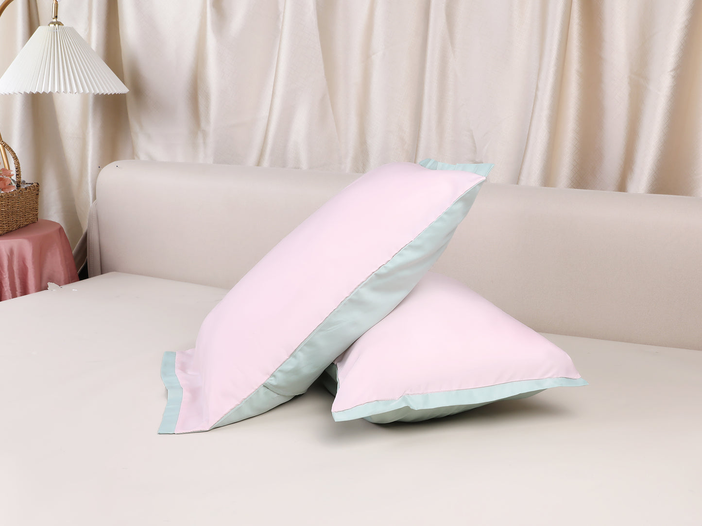 Pillow Cases Set of 2, Soft Satin Polyester Cooling Pillow Covers with Envelope Closure