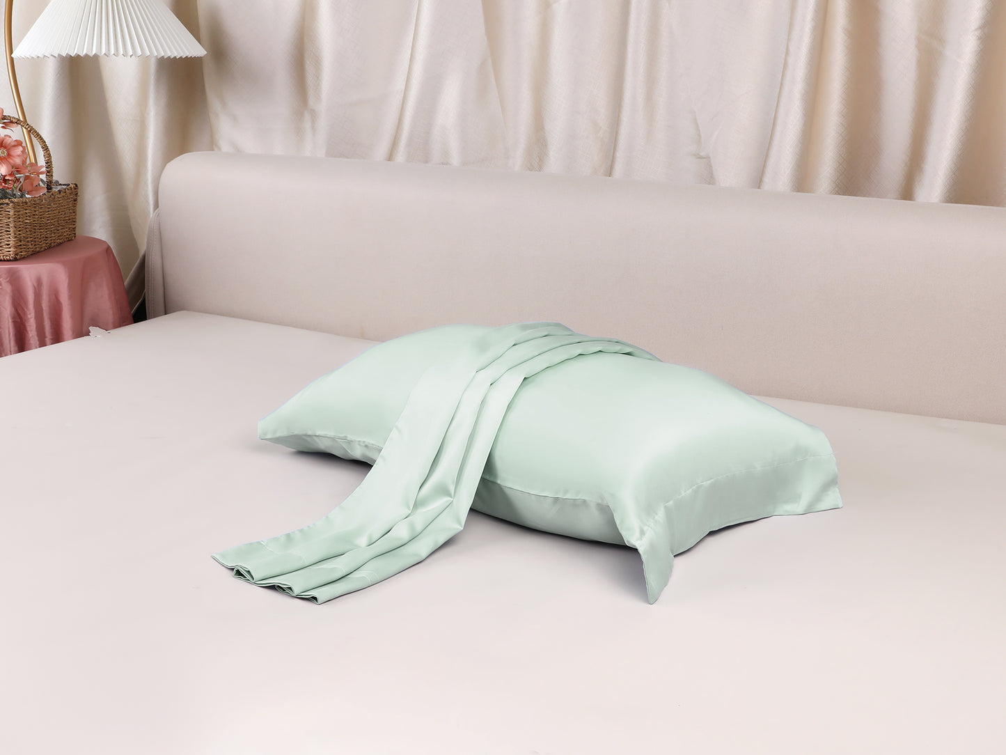 Pillow Cases, Soft Cooling Pillow Covers Set of 2 with Envelope Closure