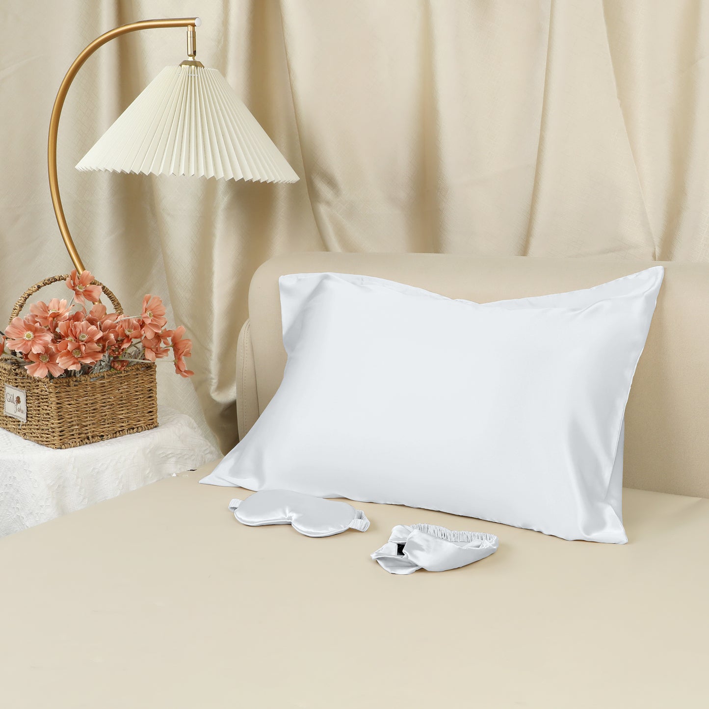 Breathable Pillow Case with Envelope, 1 Pcs with Satin Pillowcases for Hair and Skin