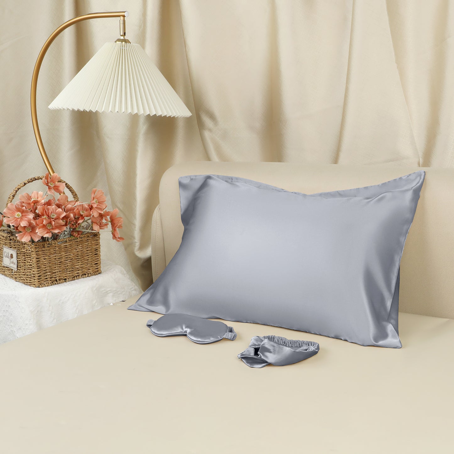 Breathable Pillow Case with Envelope, 1 Pcs with Satin Pillowcases for Hair and Skin