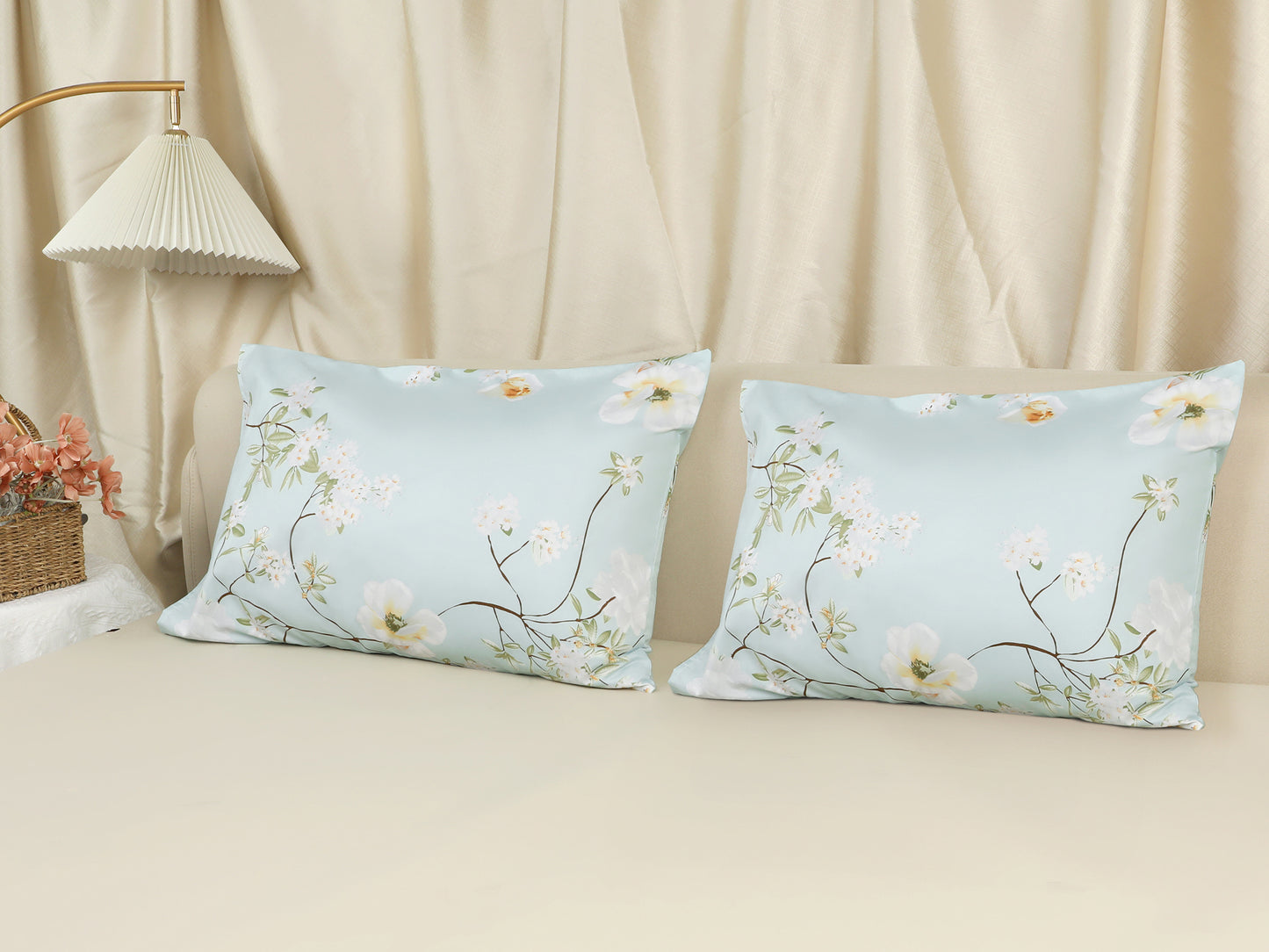 Pillowcase with Envelope Closure, Set of 2 with Floral Pillow Cases for Hair and Skin