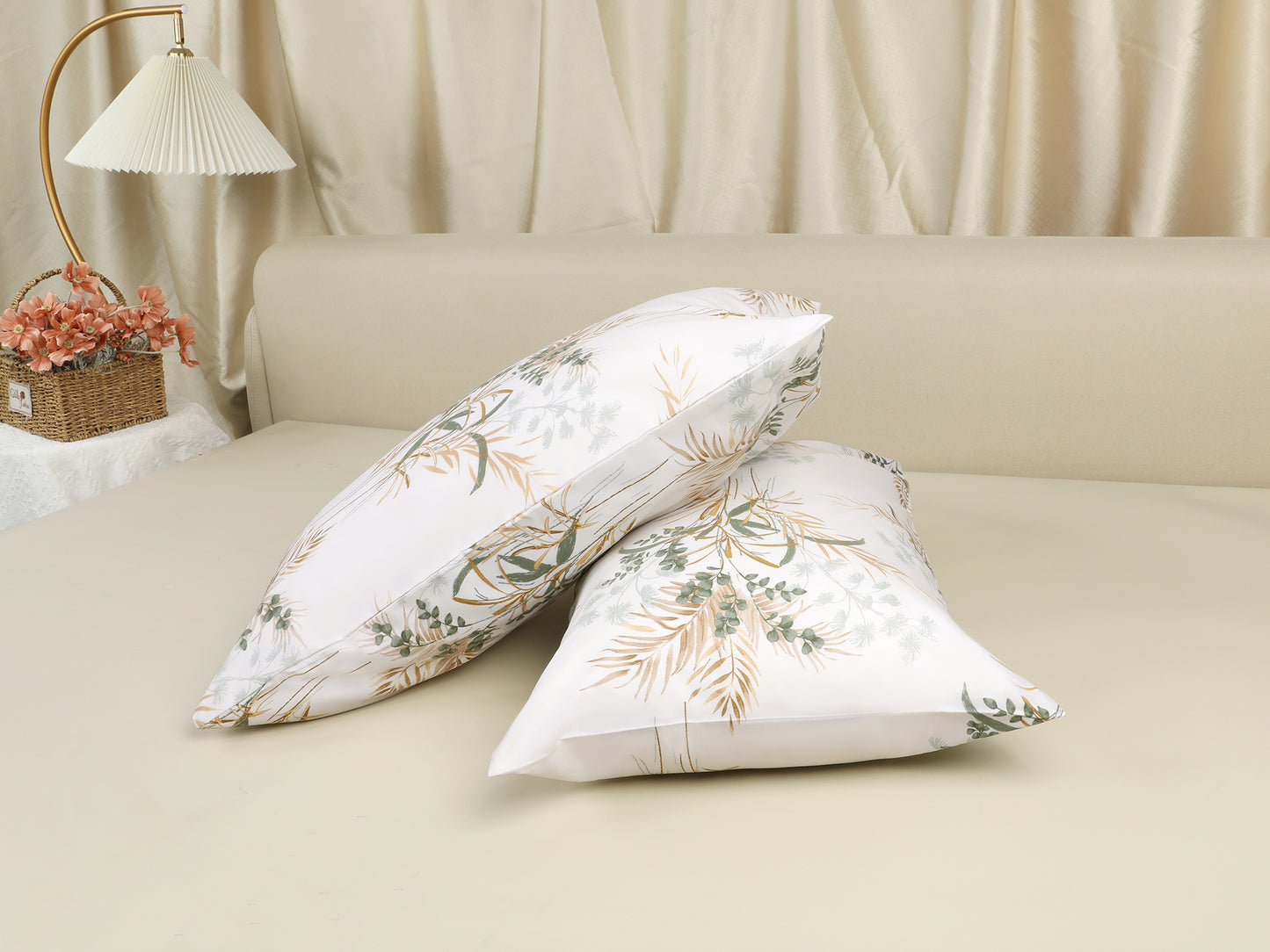 Pillowcase with Envelope Closure, Set of 2 with Floral Pillow Cases for Hair and Skin