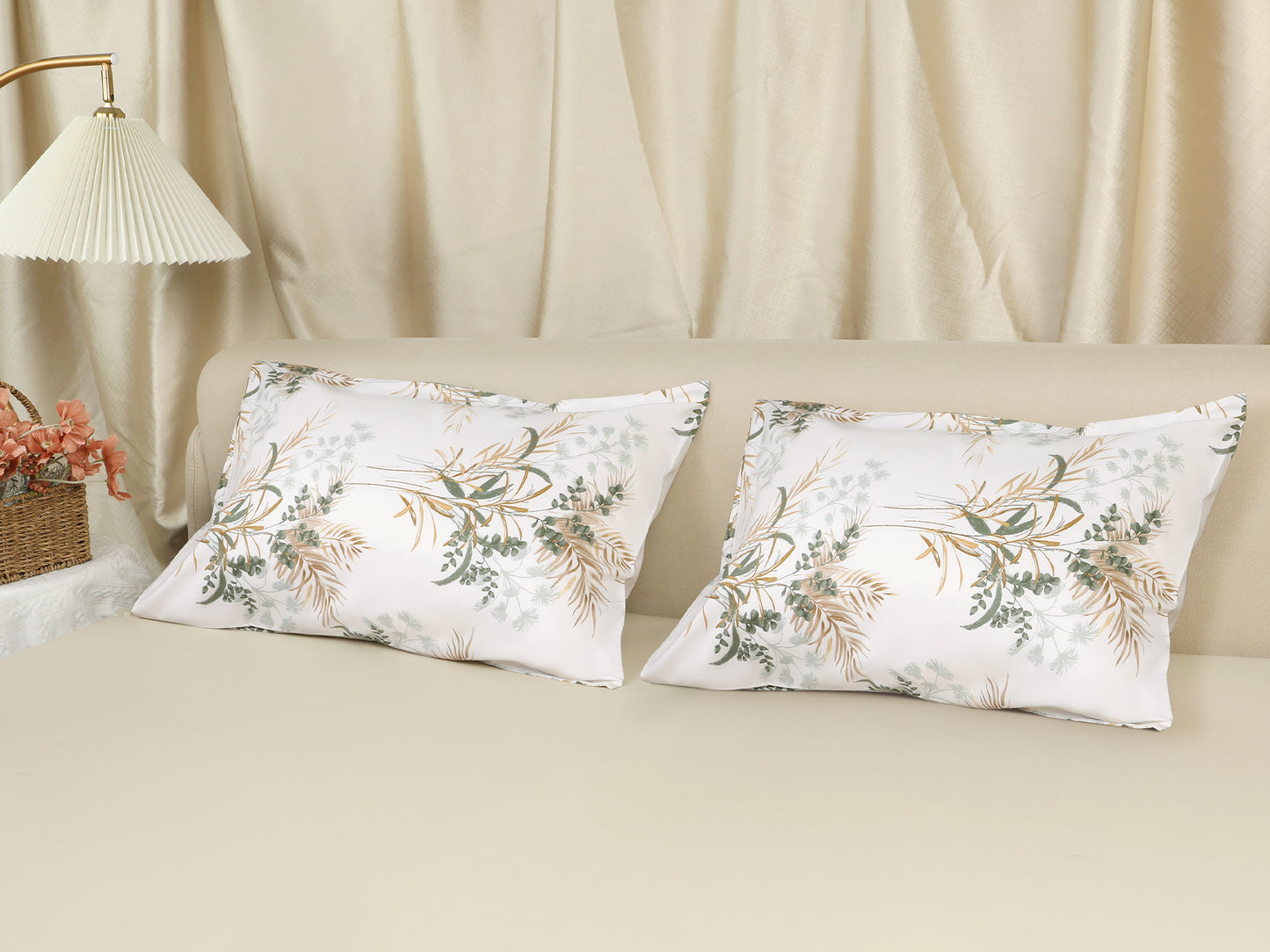 Pillowcase with Envelope Closure, Set of 2 with Floral Pillow Cases for Hair and Skin