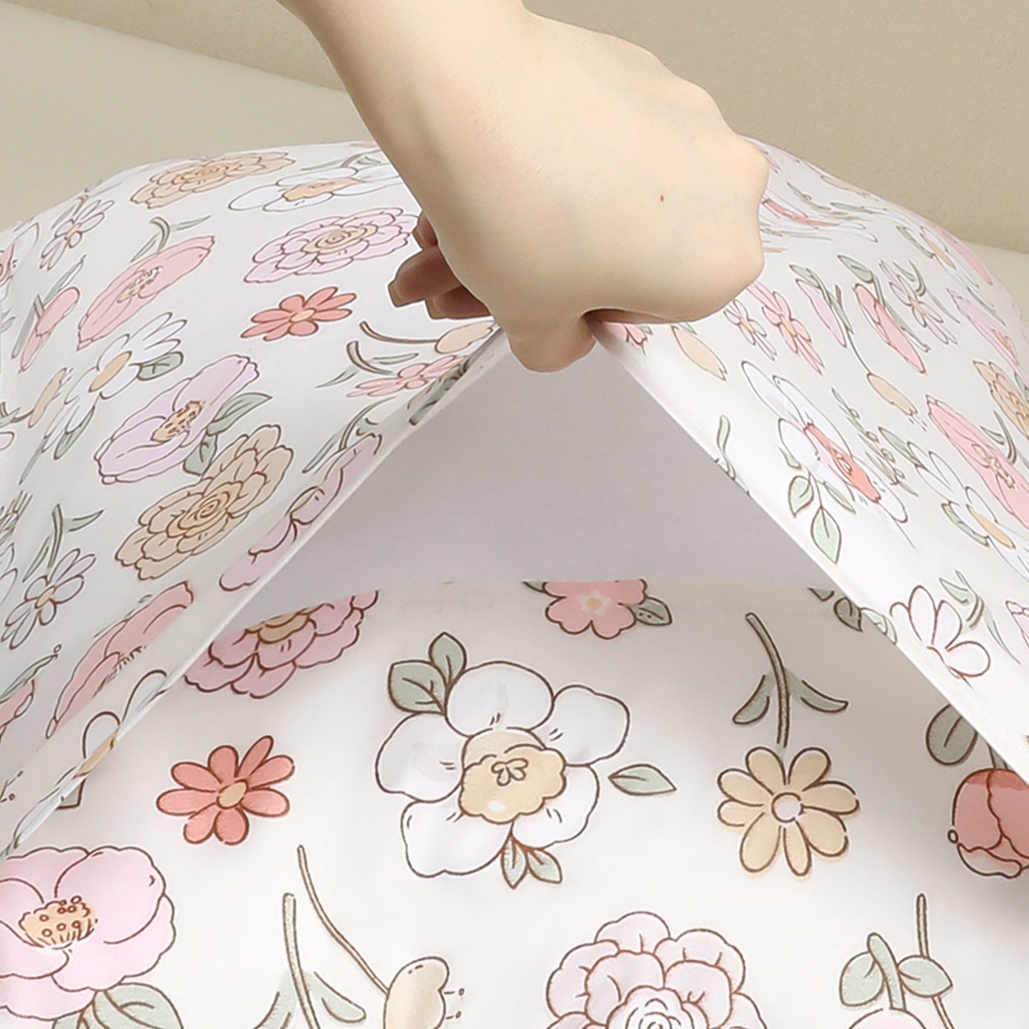 Pillowcase with Envelope Closure, Set of 2 with Floral Pillow Cases for Hair and Skin