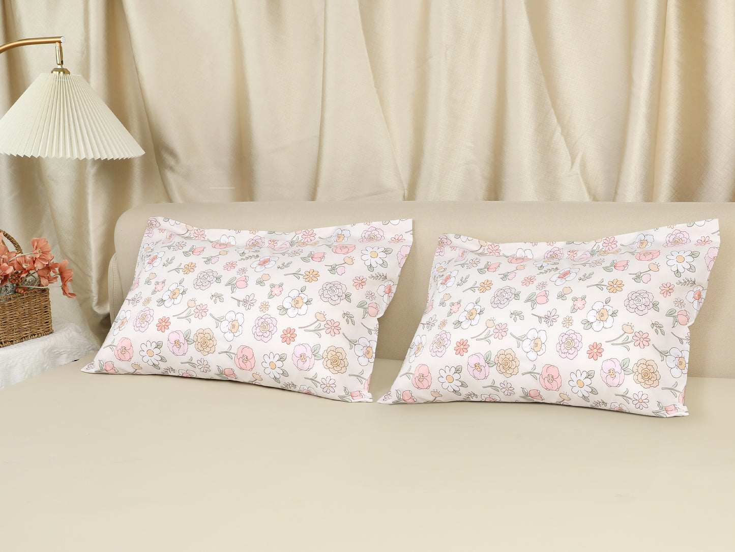 Pillowcase with Envelope Closure, Set of 2 with Floral Pillow Cases for Hair and Skin