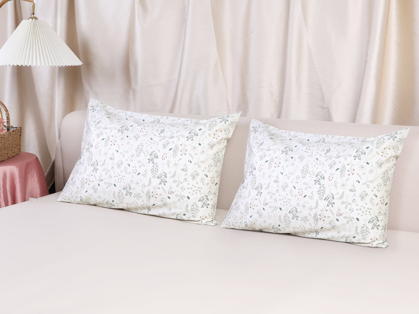 Pillowcase for Hair and Skin Breathable, Soft Floral Pillow Cases Set of 2 with Envelope Closure