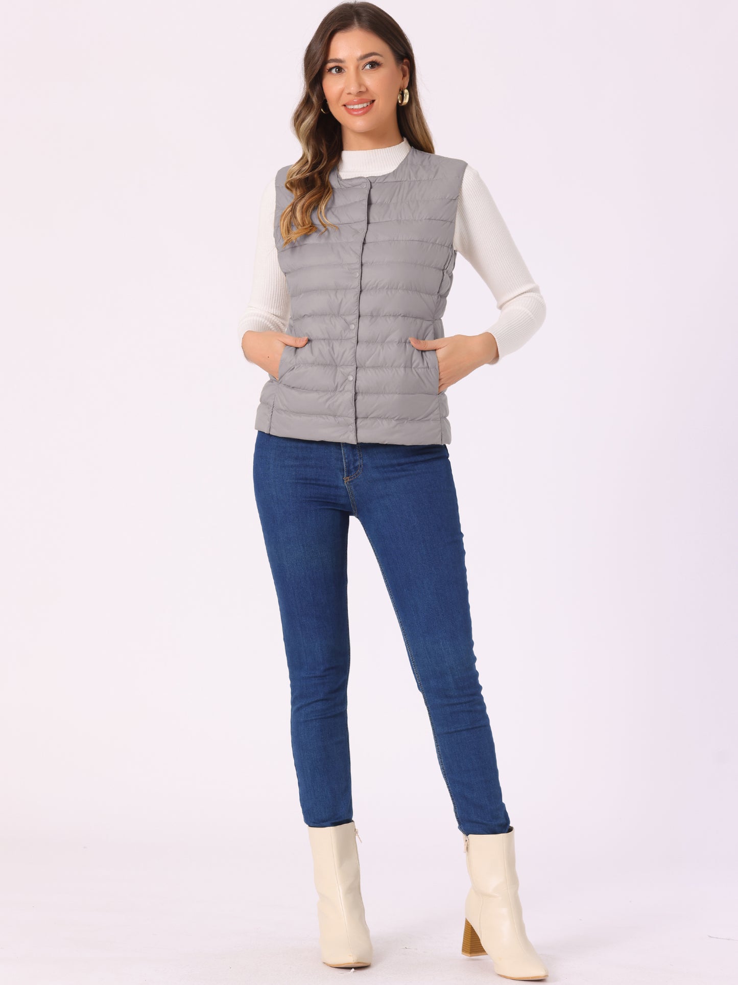 Women's Puffer Vest Sleeveless Lightweight Button Up Quilted Round Neck Outwear