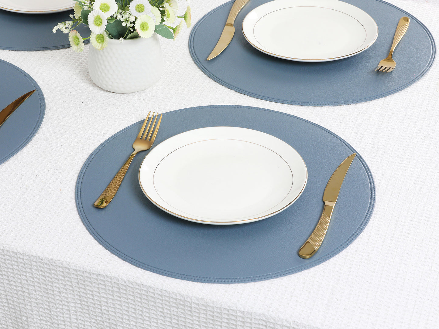 Set of 6 Placemats, Faux Leather for Kitchen Dining Table Decor Washable Heat Resistant Wipeable 15*15in