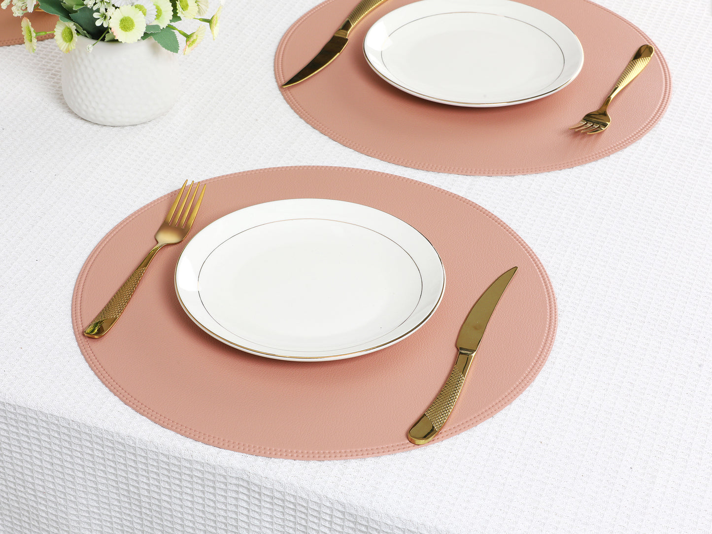 Set of 6 Placemats, Faux Leather for Kitchen Dining Table Decor Washable Heat Resistant Wipeable 15*15in