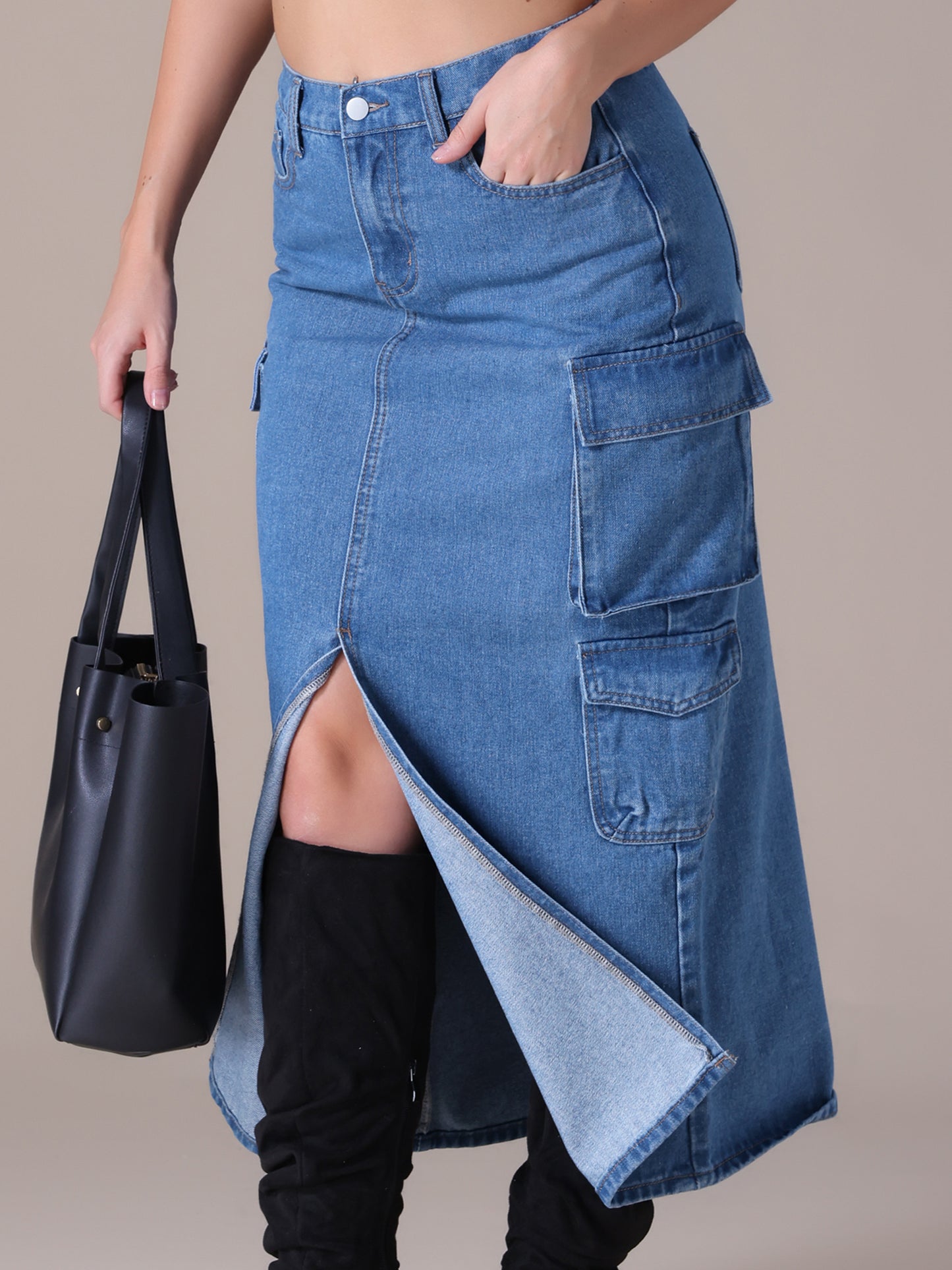 Women's Front Split Button Front Elastic Waist Streetwear Flap Pockets Cargo Maxi Denim Skirt