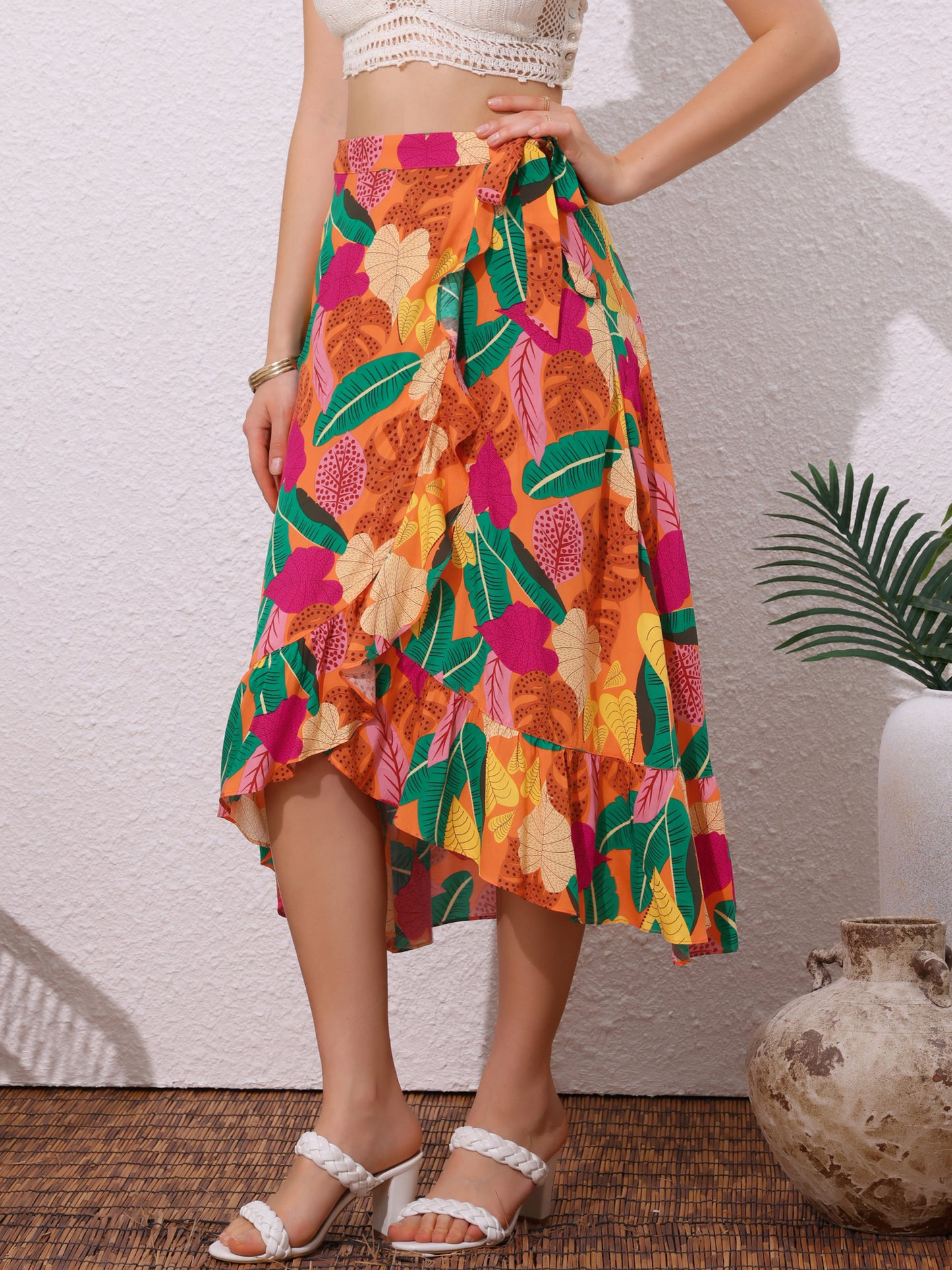 Falda cruzada playera con volantes y nudo para mujer, con estampado floral tropical