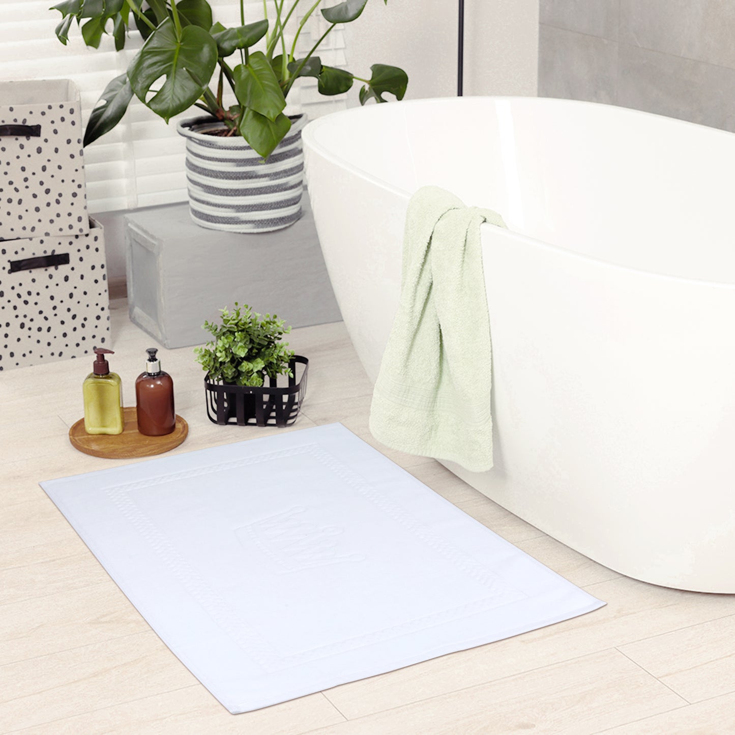 Absorbent Bath Rugs Reversible Cotton Spa Quick Dry Non Slip Thick Machine Wash Bath Mats