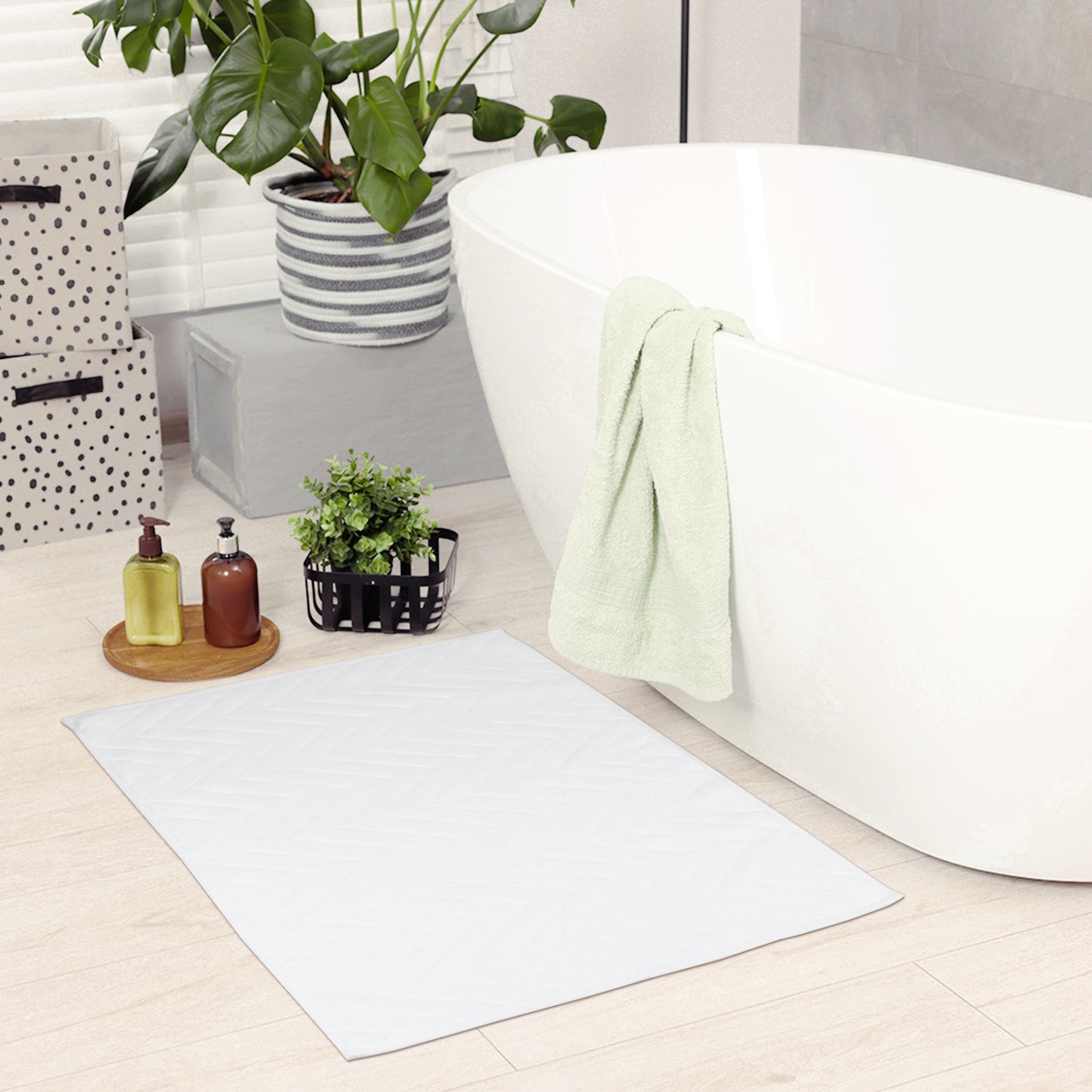 Absorbent Fade Resistant Cotton Luxury Bath Rugs Shower Mat Bathroom Non Slip Quick Dry Spa
