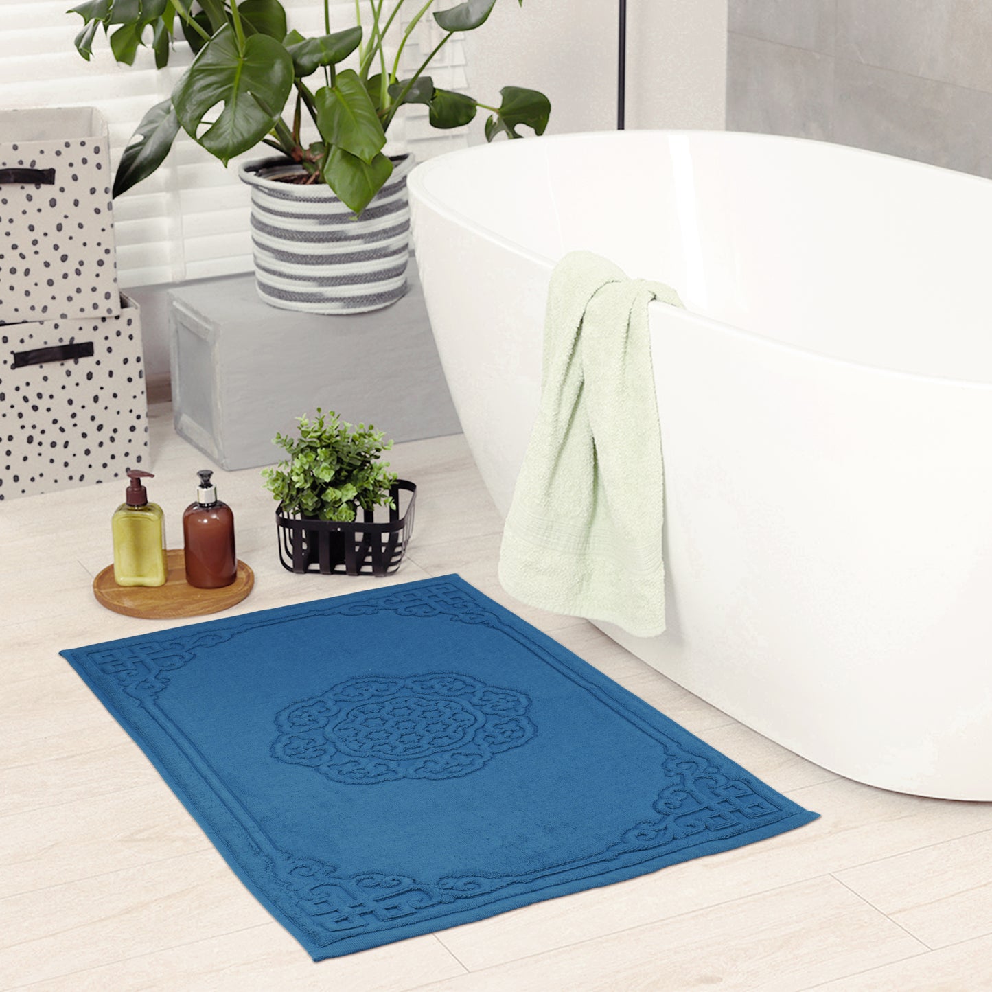 Cotton Rug Bath Mats, Absorbent and Machine Washable Shower Bathroom Floor Towel
