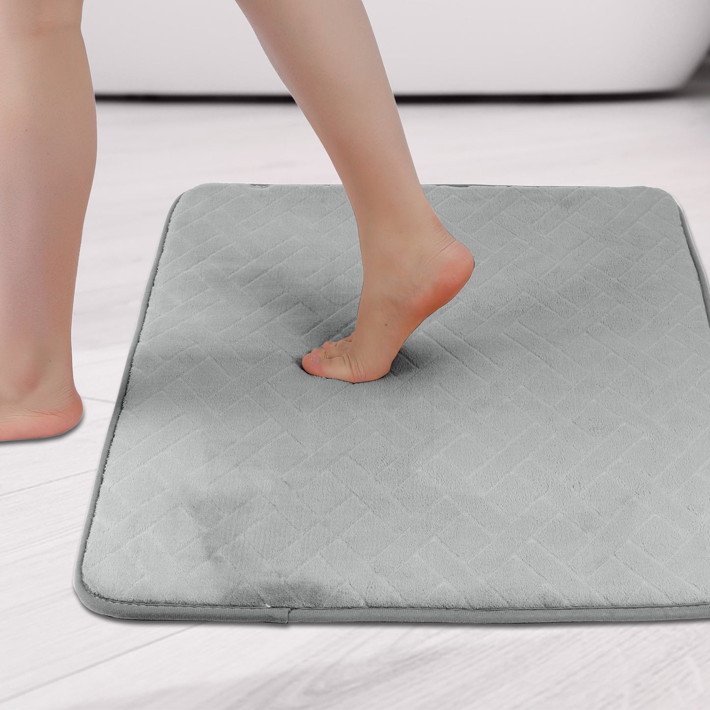 Geometric Pattern Bathroom Mat Soft Memory Foam Absorbent Non-Slip Machine Washable Bath Rugs