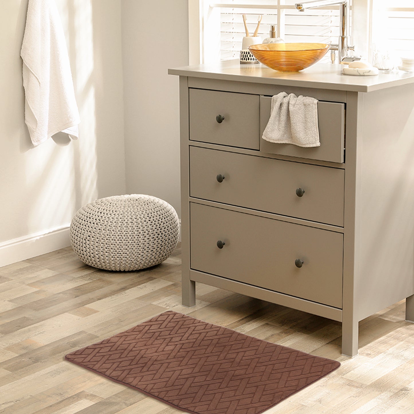 Geometric Pattern Bathroom Mat Soft Memory Foam Absorbent Non-Slip Machine Washable Bath Rugs