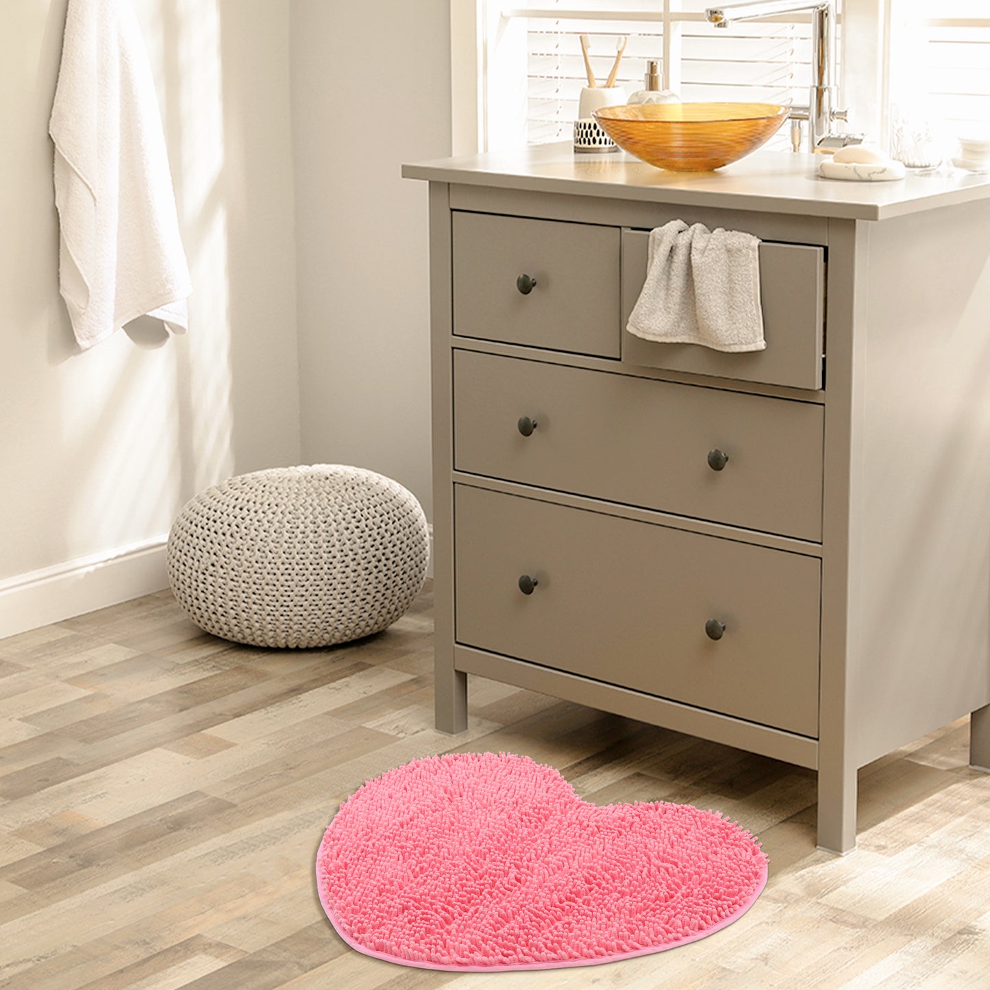 Heart Shaped Chenille Bath Rugs Soft Absorbent Shaggy Bath Mats Non-Slip Washable Plush Bath Mats