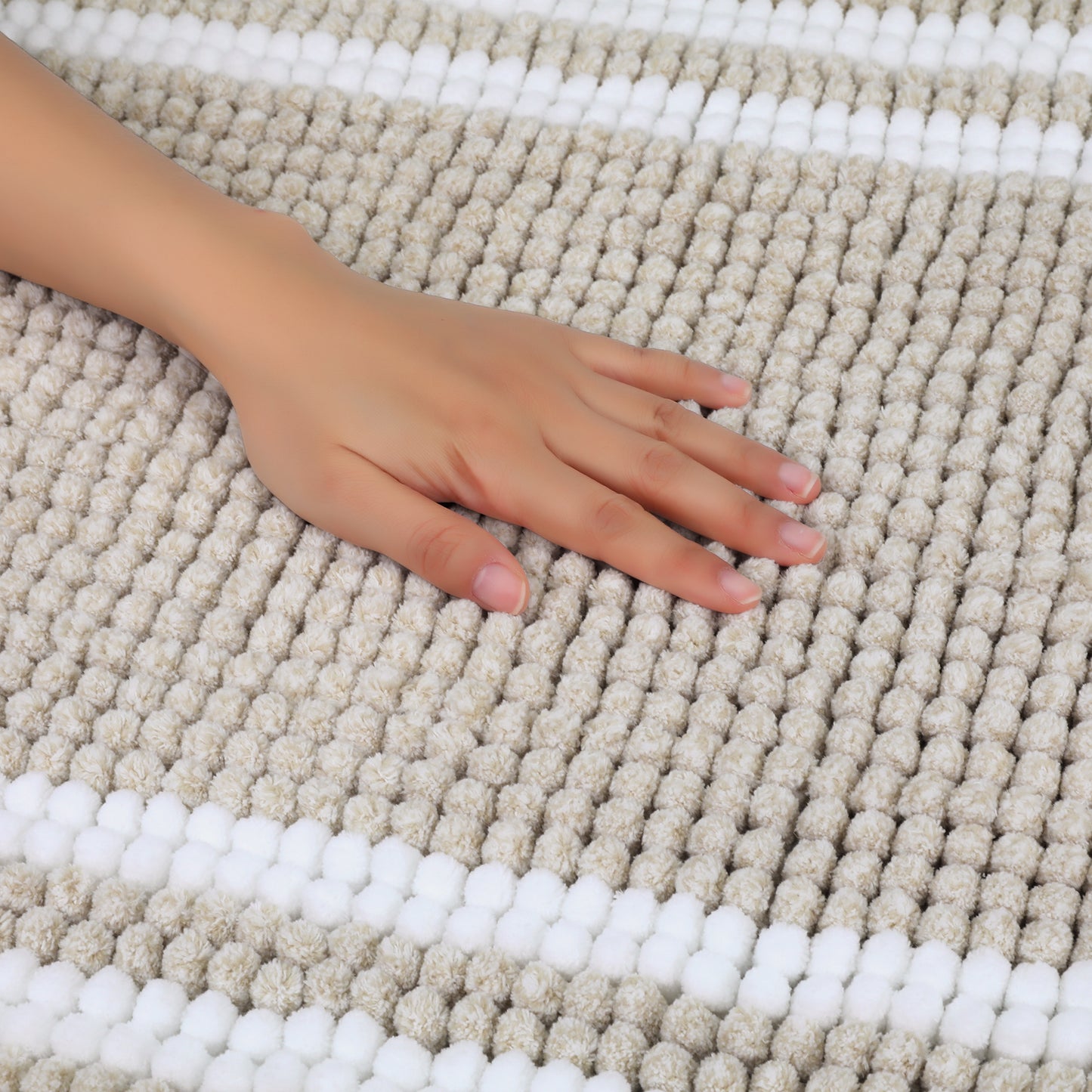 Striped Bathroom Rugs, Soft and Absorbent Fluffy Chenille Bath Rug, Non Slip Bath Mats