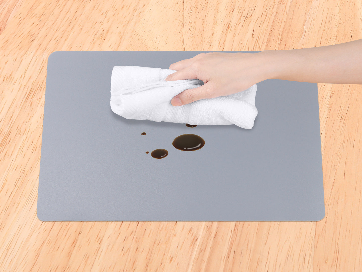 Placemats Set of 6 Faux Leather for Kitchen Dining Table Decor Washable Heat Resistant 17*12in