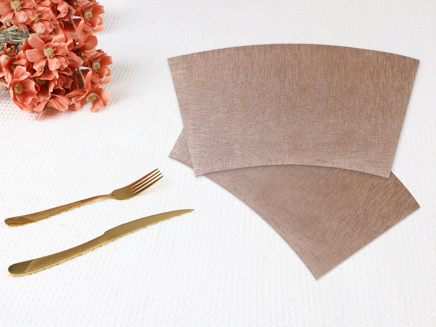 Placemats Set of 6 Faux Leather for Kitchen Dining Table Decor Washable Heat Resistant 20*12in