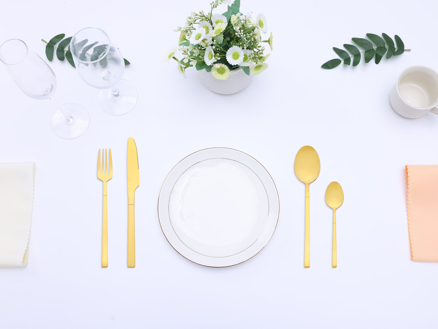 16 Pieces Silverware Set, Stainless Steel Flatware, Mirror Polished Cutlery Set