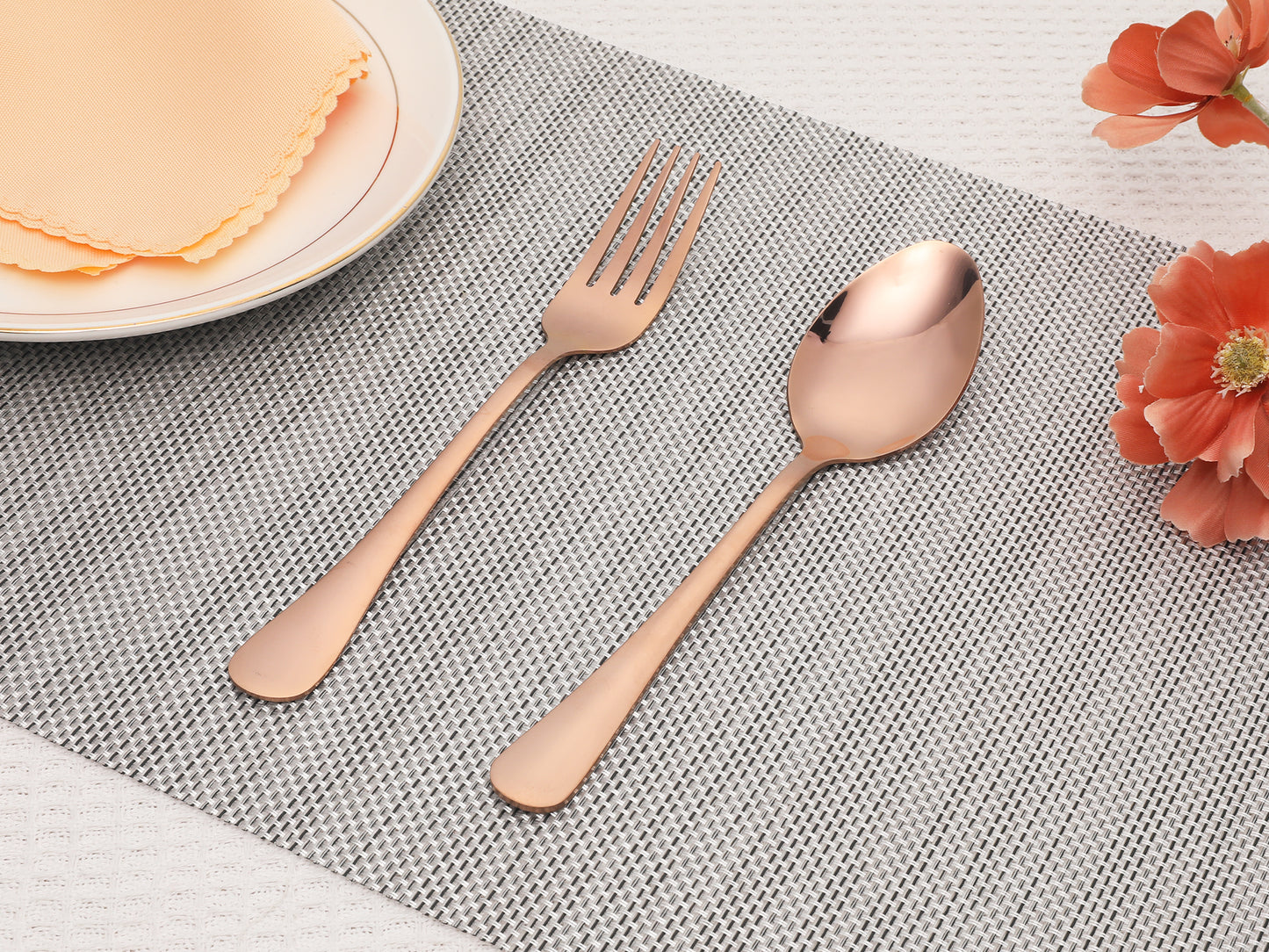 12 Pieces Silverware Set, Stainless Steel Flatware with Spoons and Forks Sets